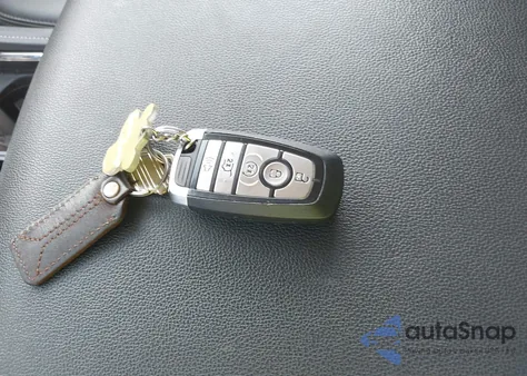 2022 Ford Expedition Xlt from USA, damaged, VIN 1FMJU1HT3NEA54945